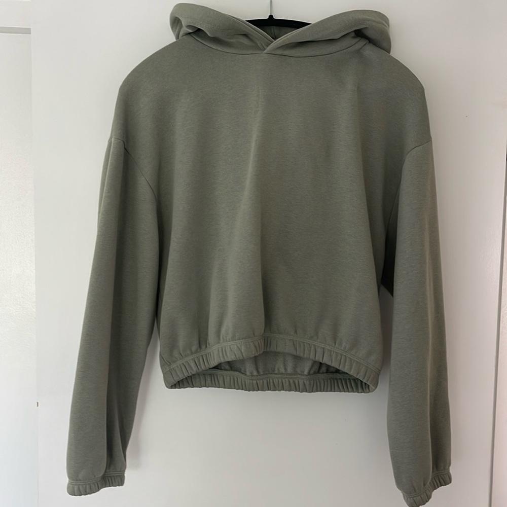Zara cropped hoodie